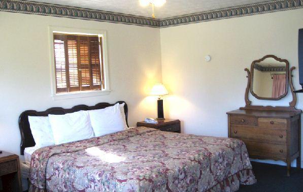 White Columns Motel Пайн-Маунтин Номер фото